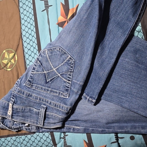 Ariat jeans - Picture 3 of 3